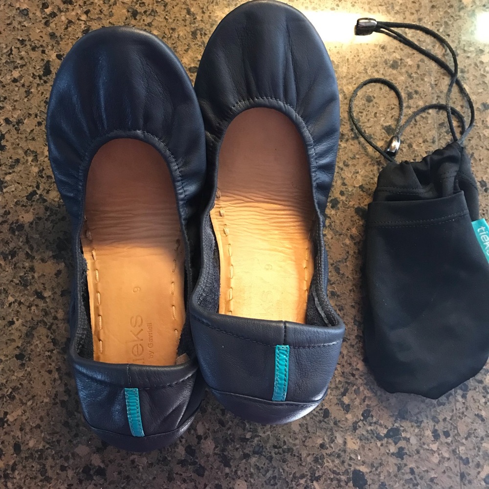 Tieks size 9 Matte Navy Blue EUC